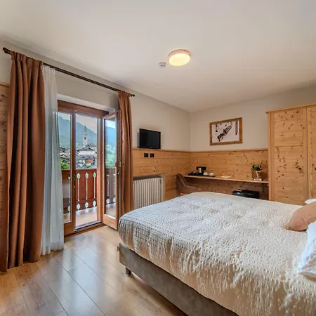 Hotel Panda Cortina d'Ampezzo Buitenkant foto