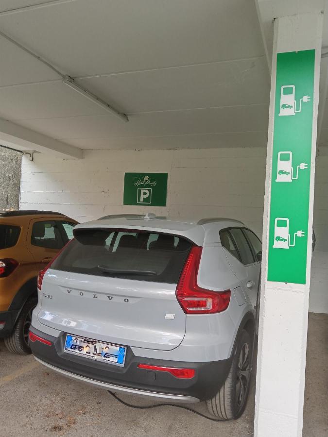 Hotel Panda Cortina- Ricarica Auto Elettriche