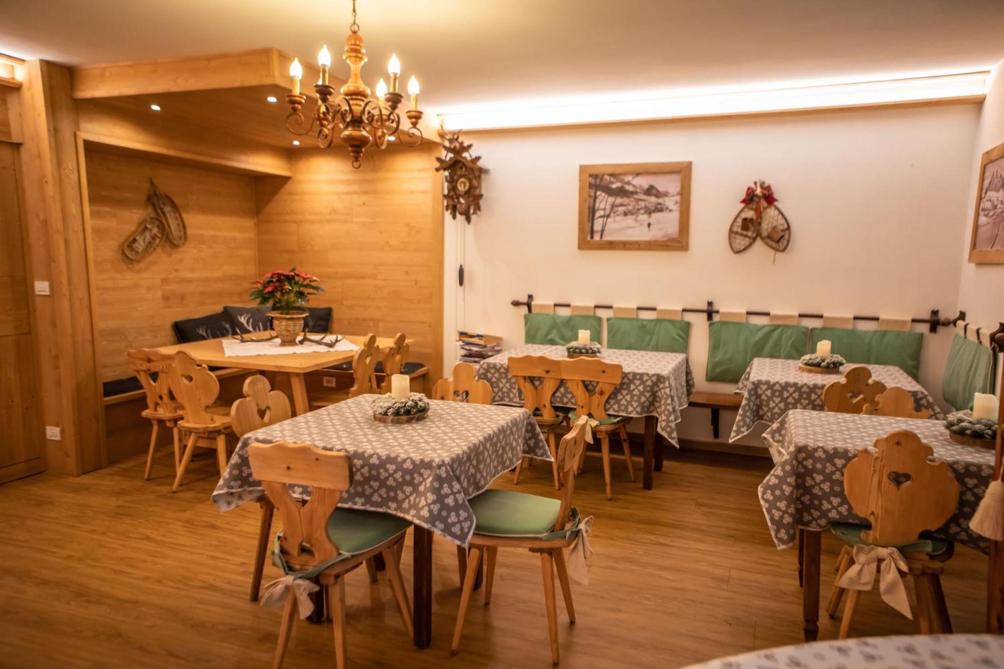 Hotel Panda Cortina- Ricarica Auto Elettriche 3*